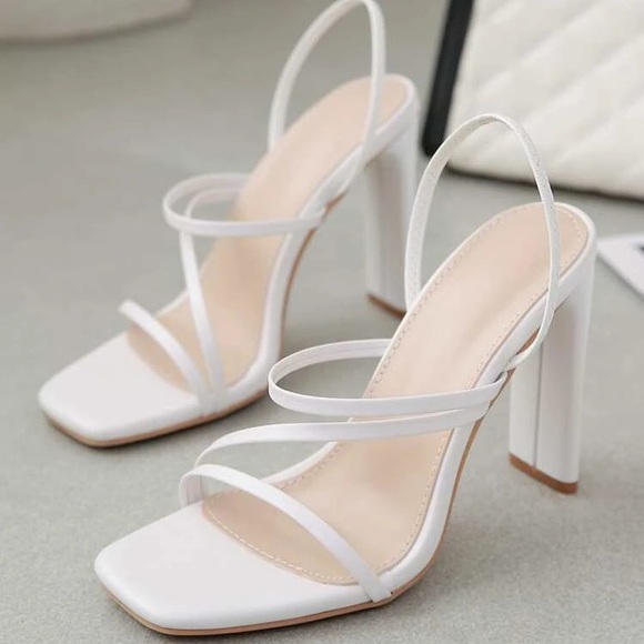 Shoes - Thin Strap Chunky Heeled Slingback White Sandals